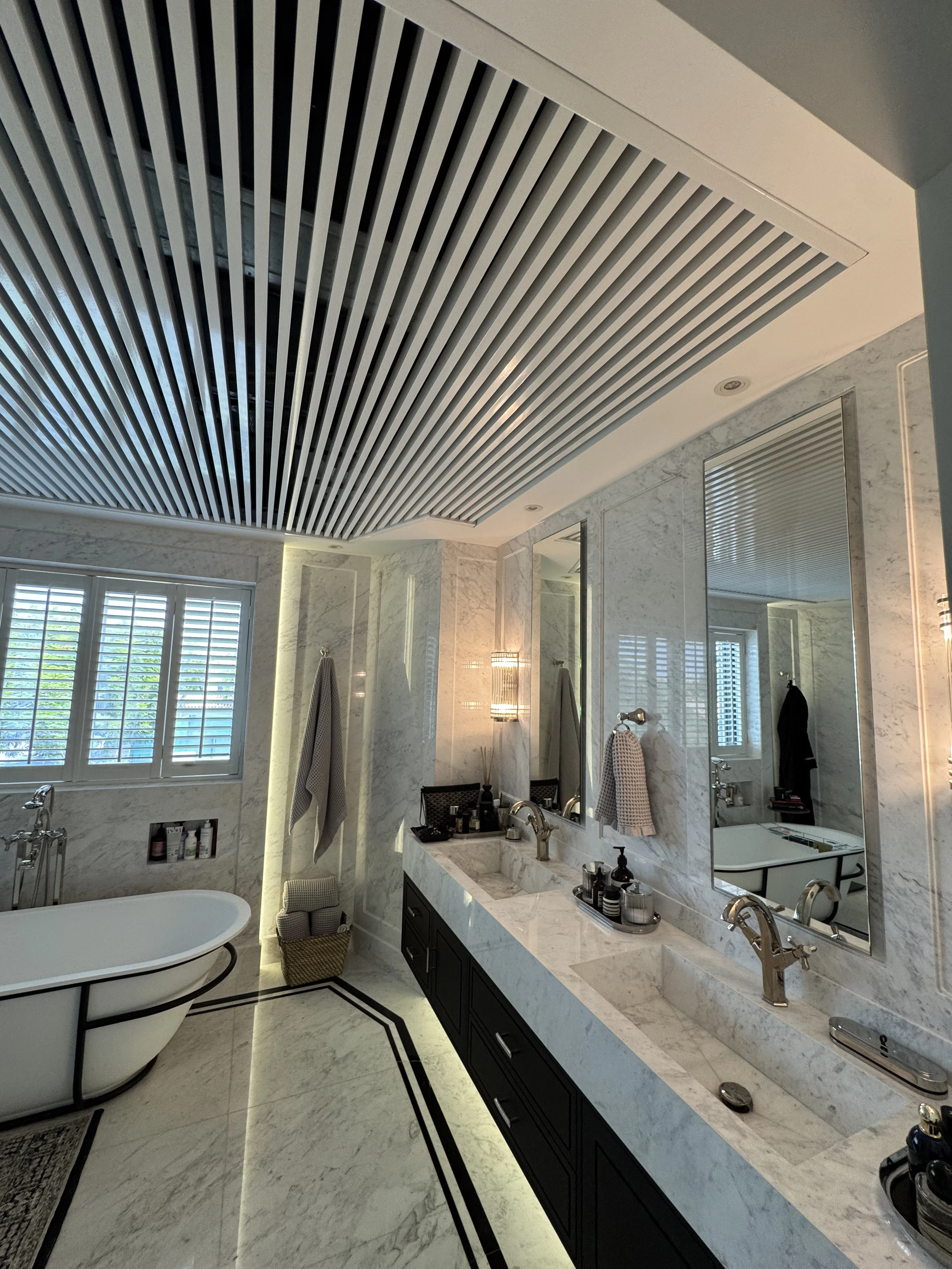 bathroom-side-view